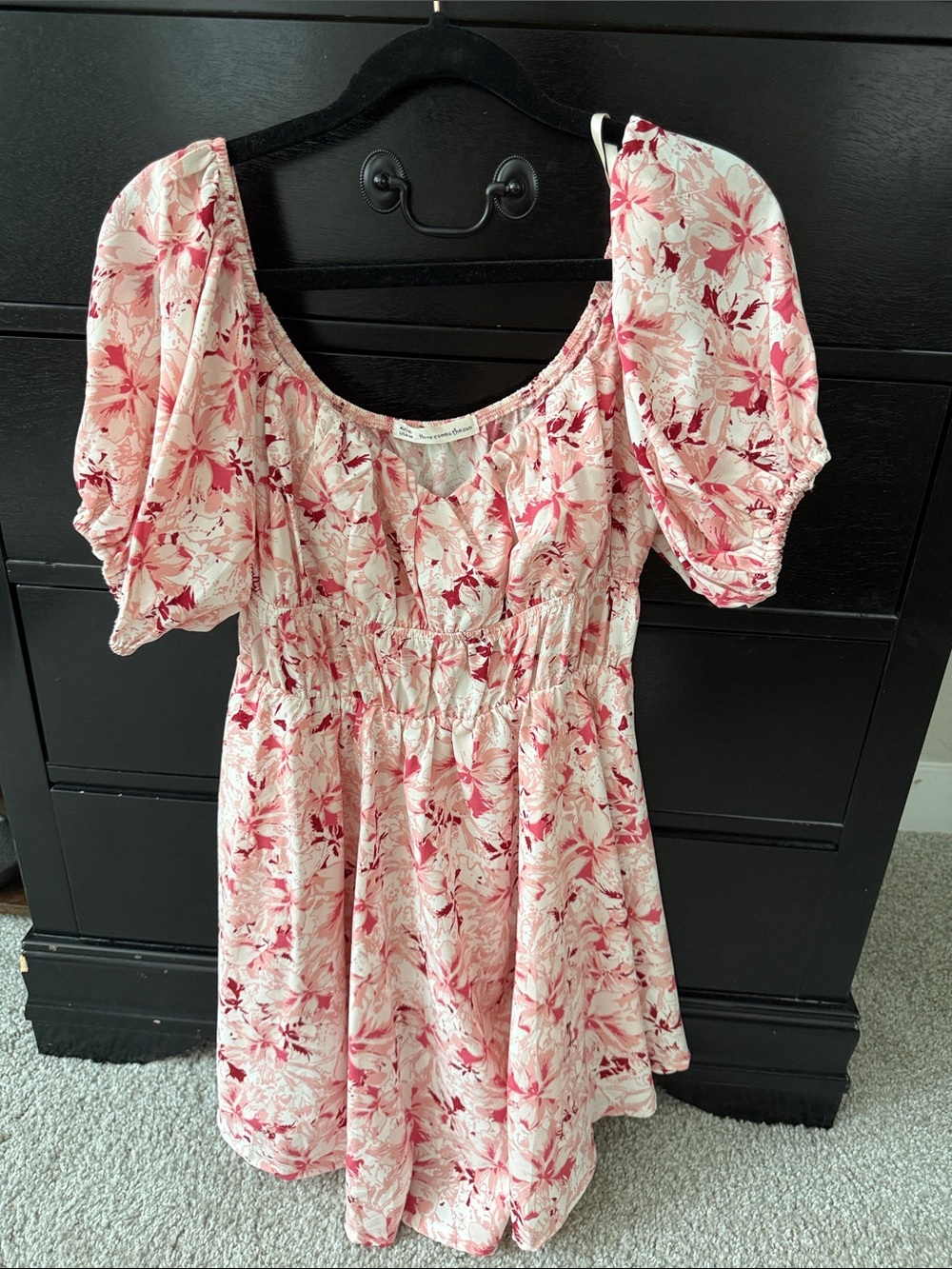 Floral Pink Puff-Sleeve Mini Dress